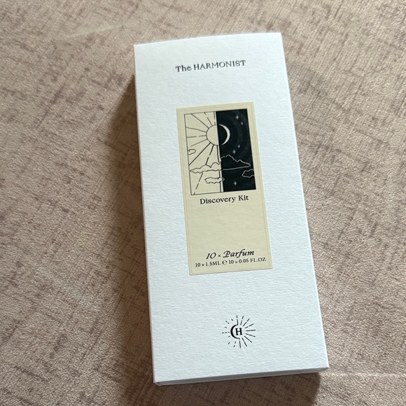 Discovery Kit - White - Picture 1 of 2